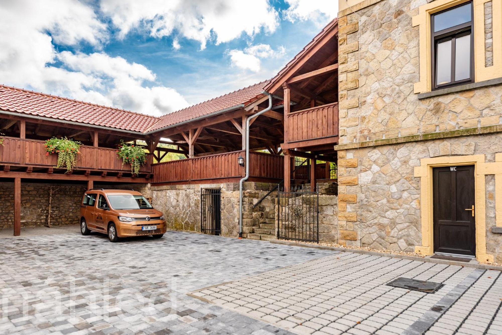 Hotel Svycarsky Dum Sneznik المظهر الخارجي الصورة