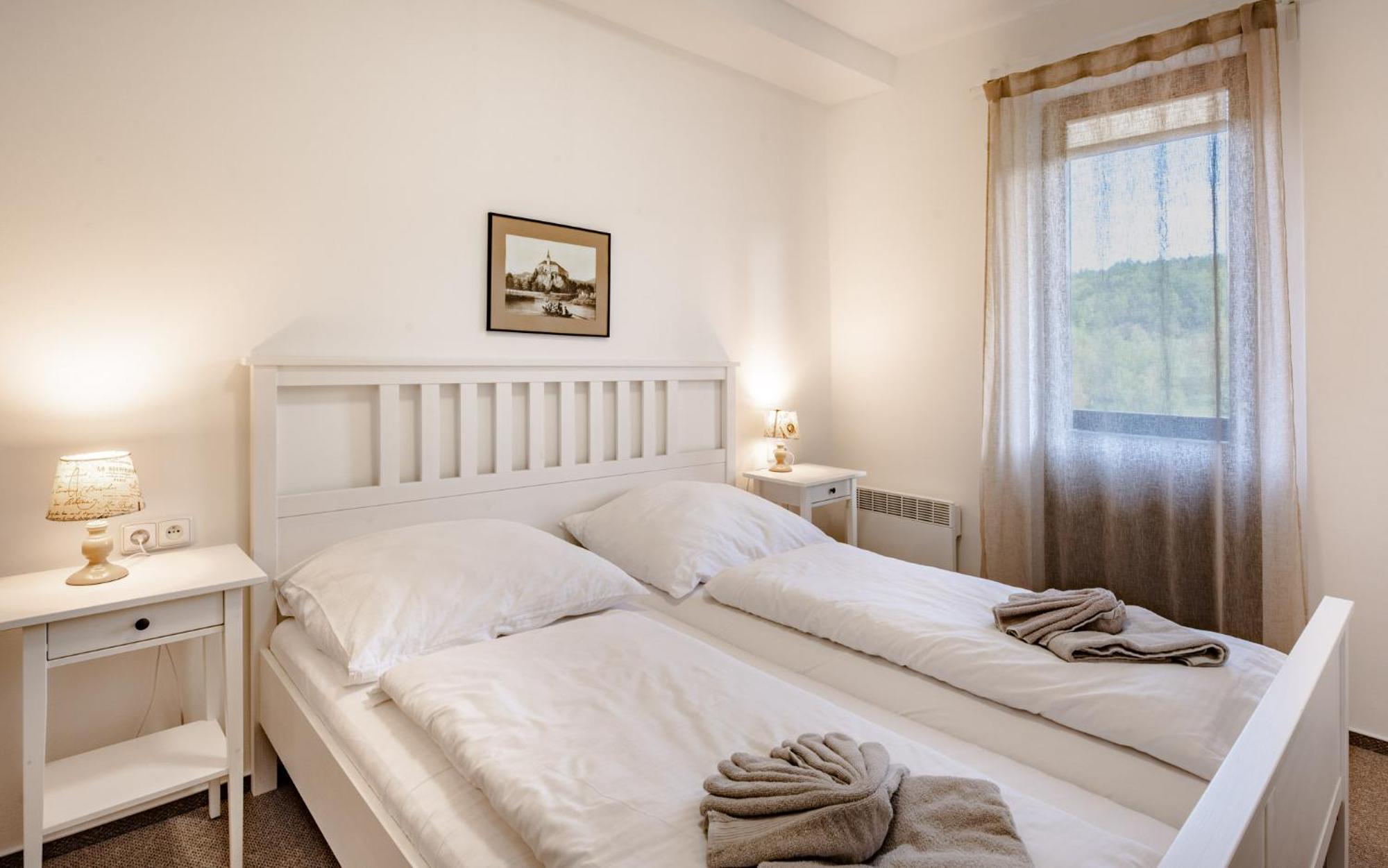 Hotel Svycarsky Dum Sneznik الغرفة الصورة