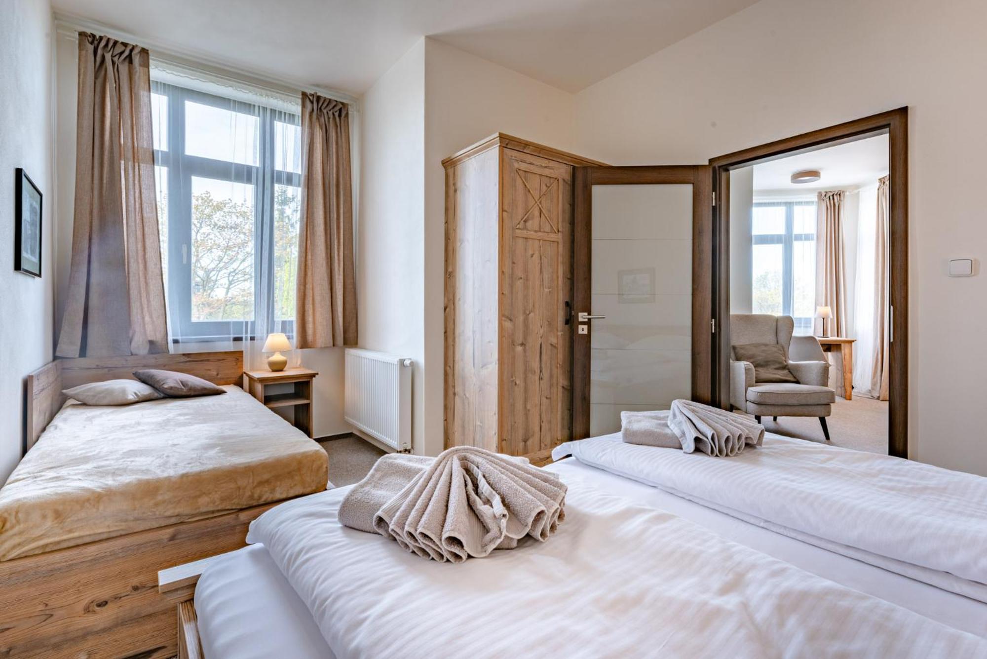 Hotel Svycarsky Dum Sneznik الغرفة الصورة